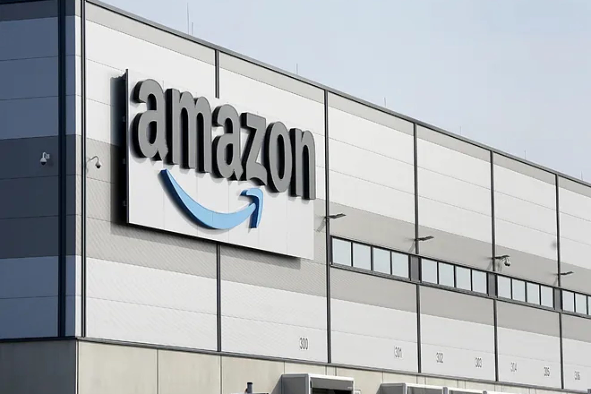 Amazon offers several discounts to its customers on Black Friday/