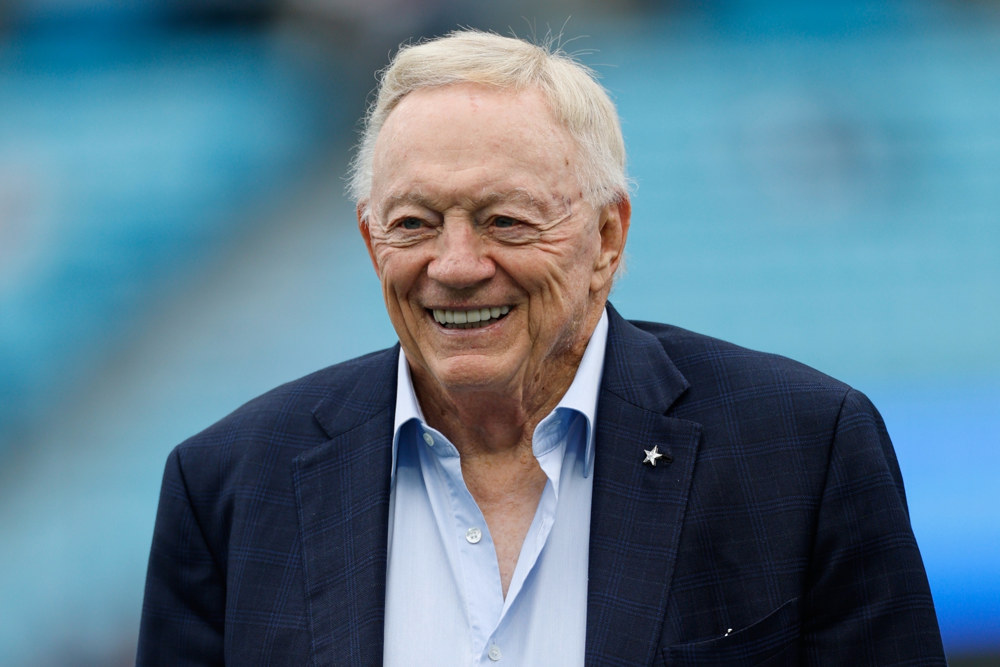 Dallas owner surprises fans by insisting he once offered Micah Parsons and a pick for Quinnen Williams