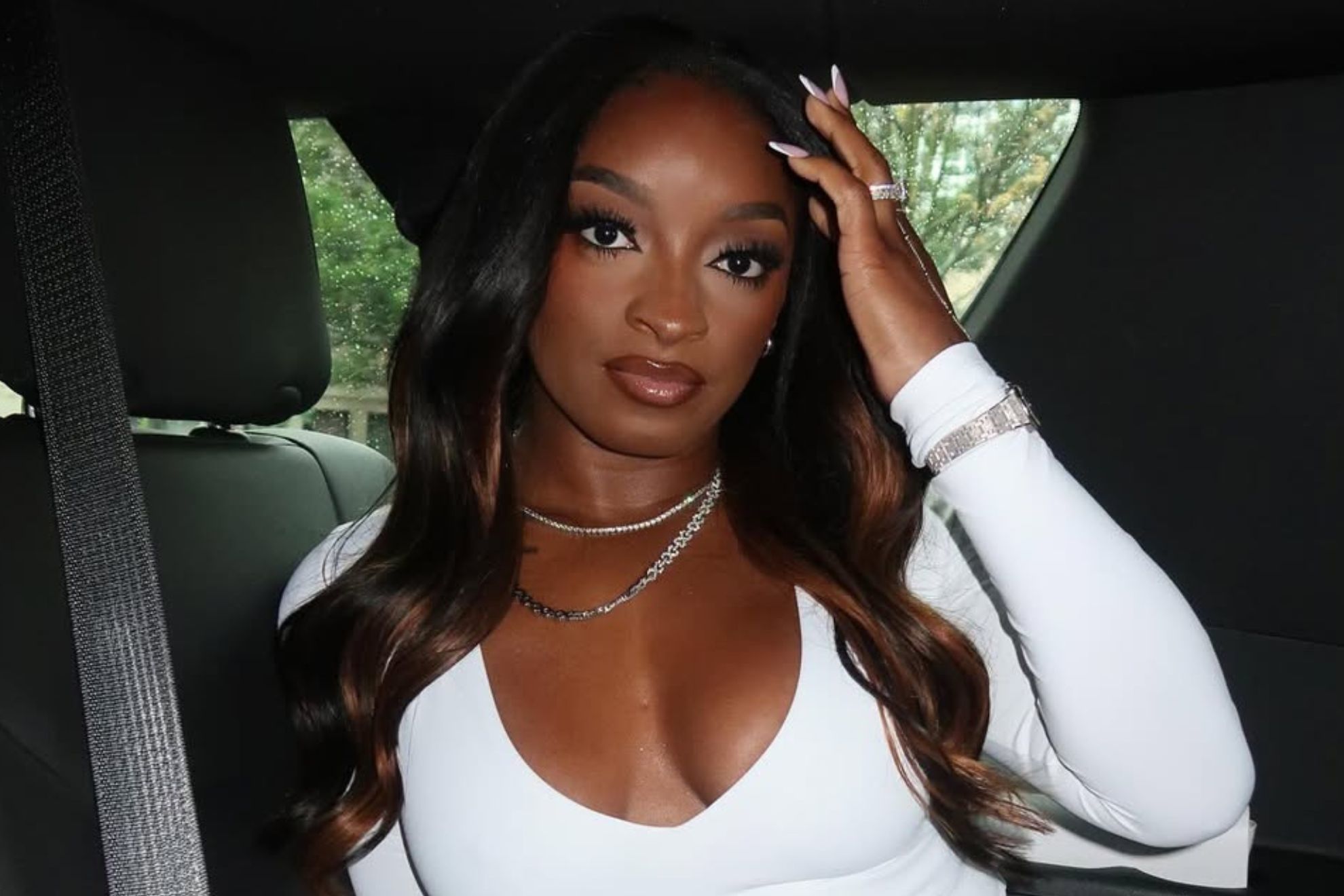 Simone Biles goes through an incredible transformation as she gives a glimpse into her daily routine