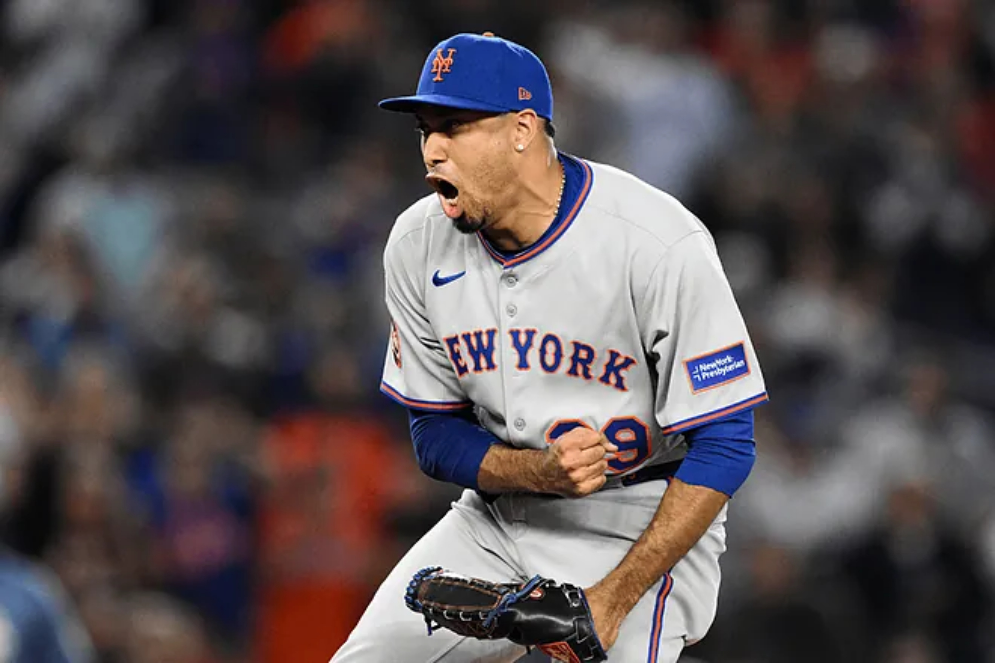 Edwin D�az seeks to clarify his future.