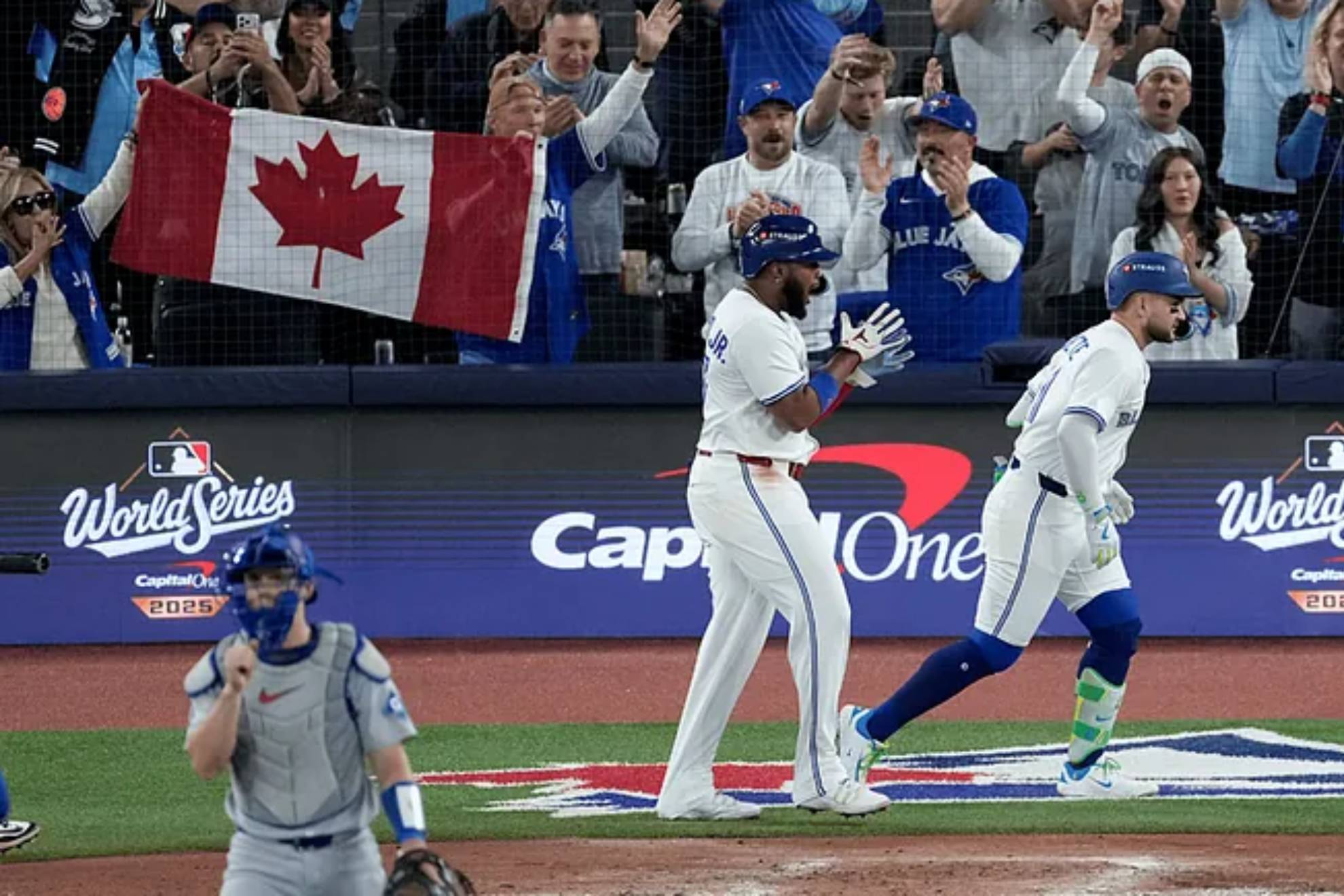 Blue Jays bolster bullpen with surprising move