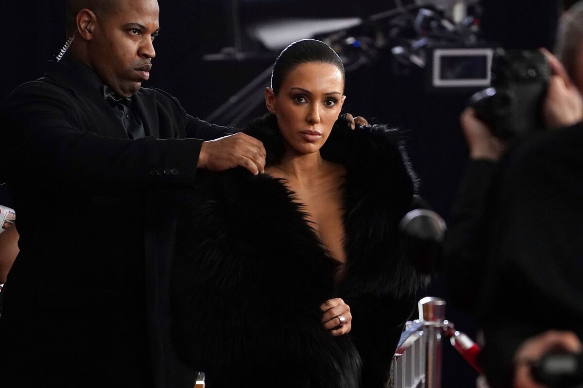 Bianca Censori revives an iconic Britney Spears look: this time she appeared completely covered up alongside Kanye West