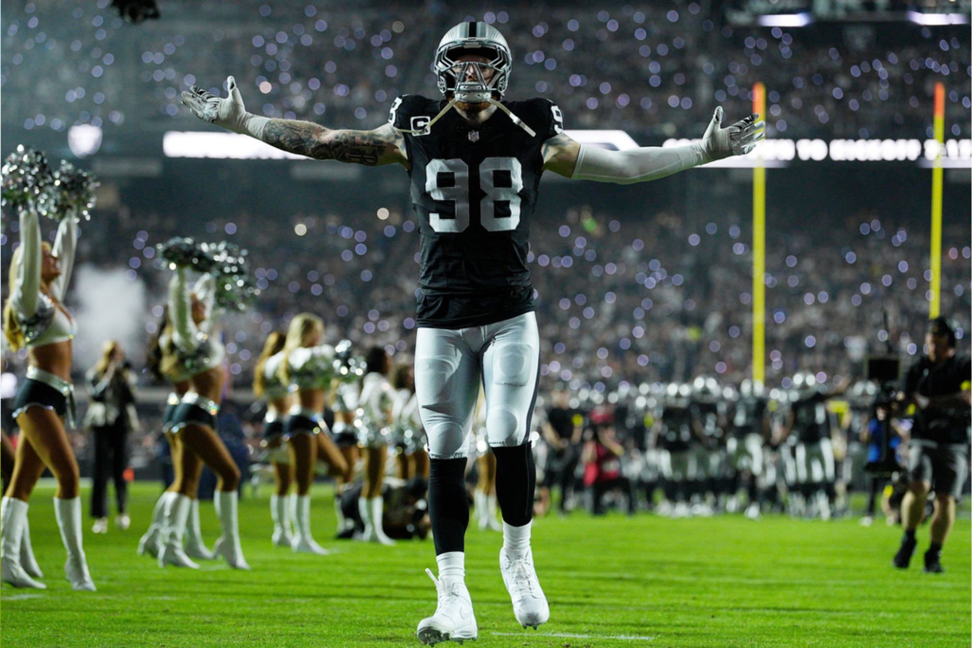 Las Vegas Raiders defensive end Maxx Crosby