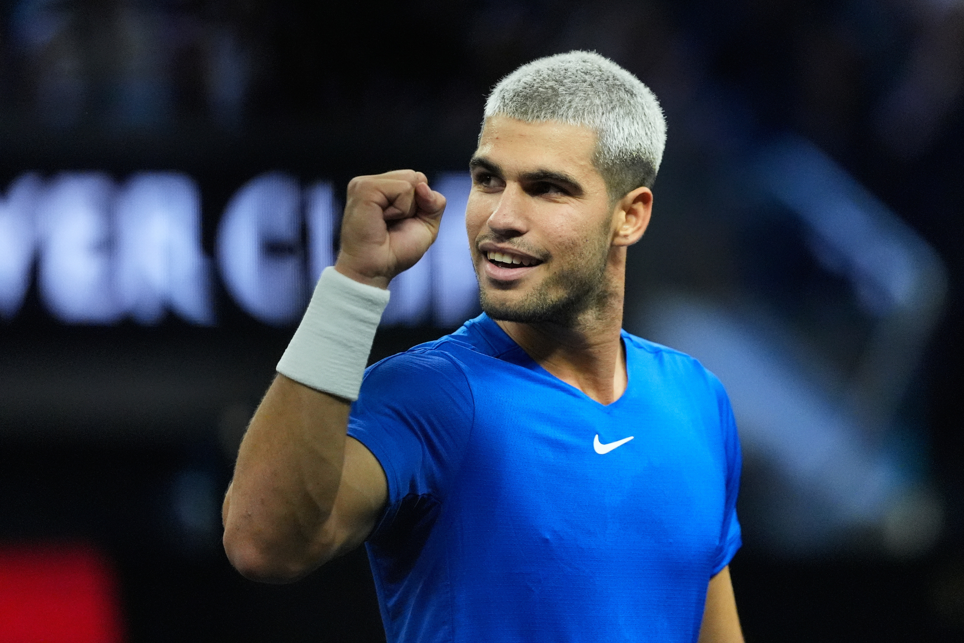 Carlos Alcaraz thrills everyone with a grand gesture to a young fan