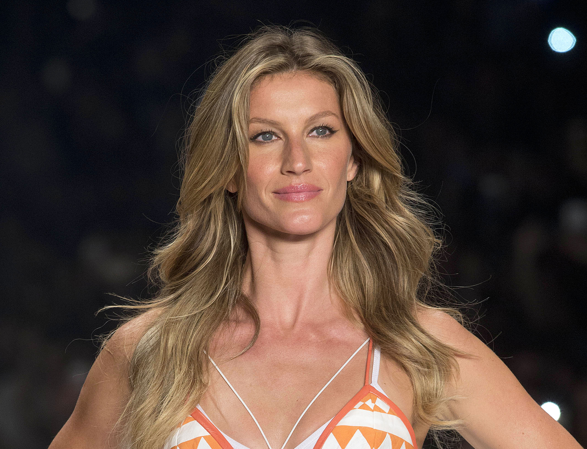 Gisele Bundchen, previously pursued by Antonio Brown.