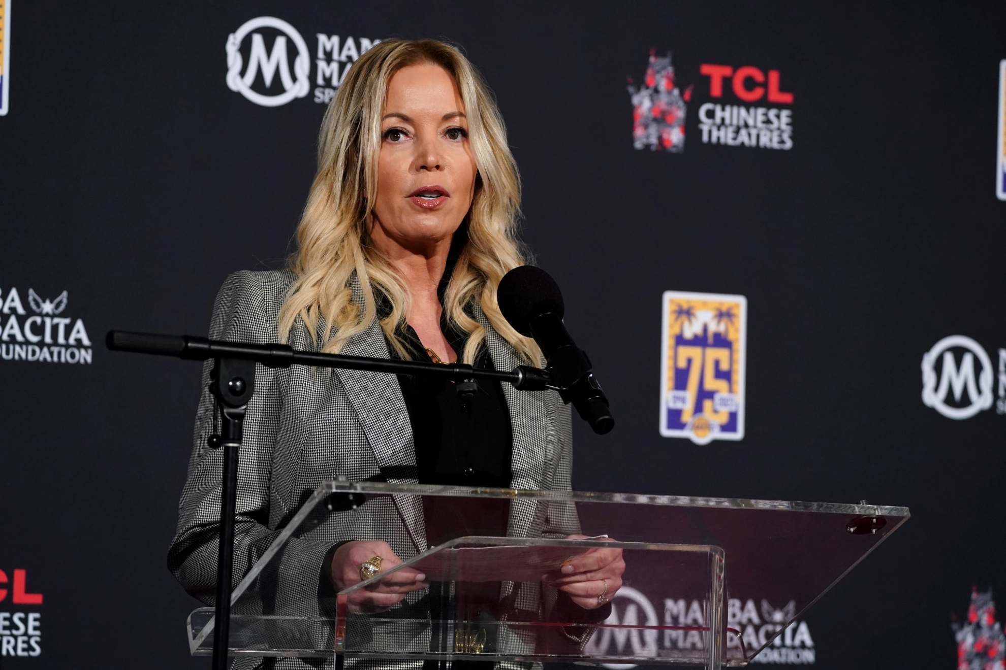 Jeanie Buss