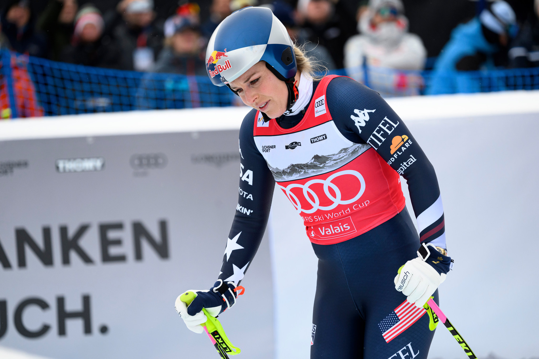 Lindsey Vonn crashed during her run in Crans-Montana, Switzerland, but hopes to make the Winter Olympics