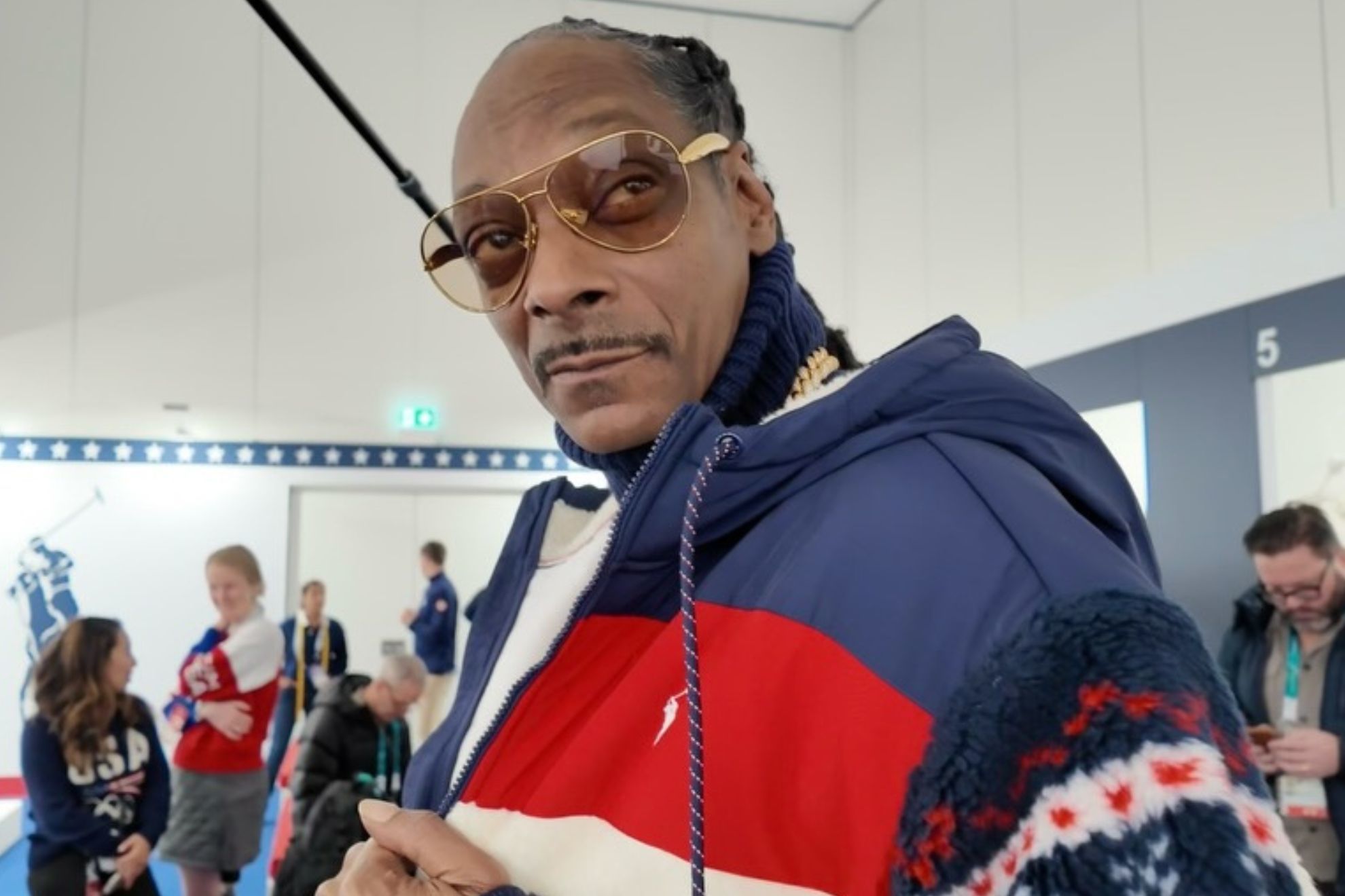 Snoop Dogg takes the most unconventional ride to the 2026 Milan Cortina Olympics
