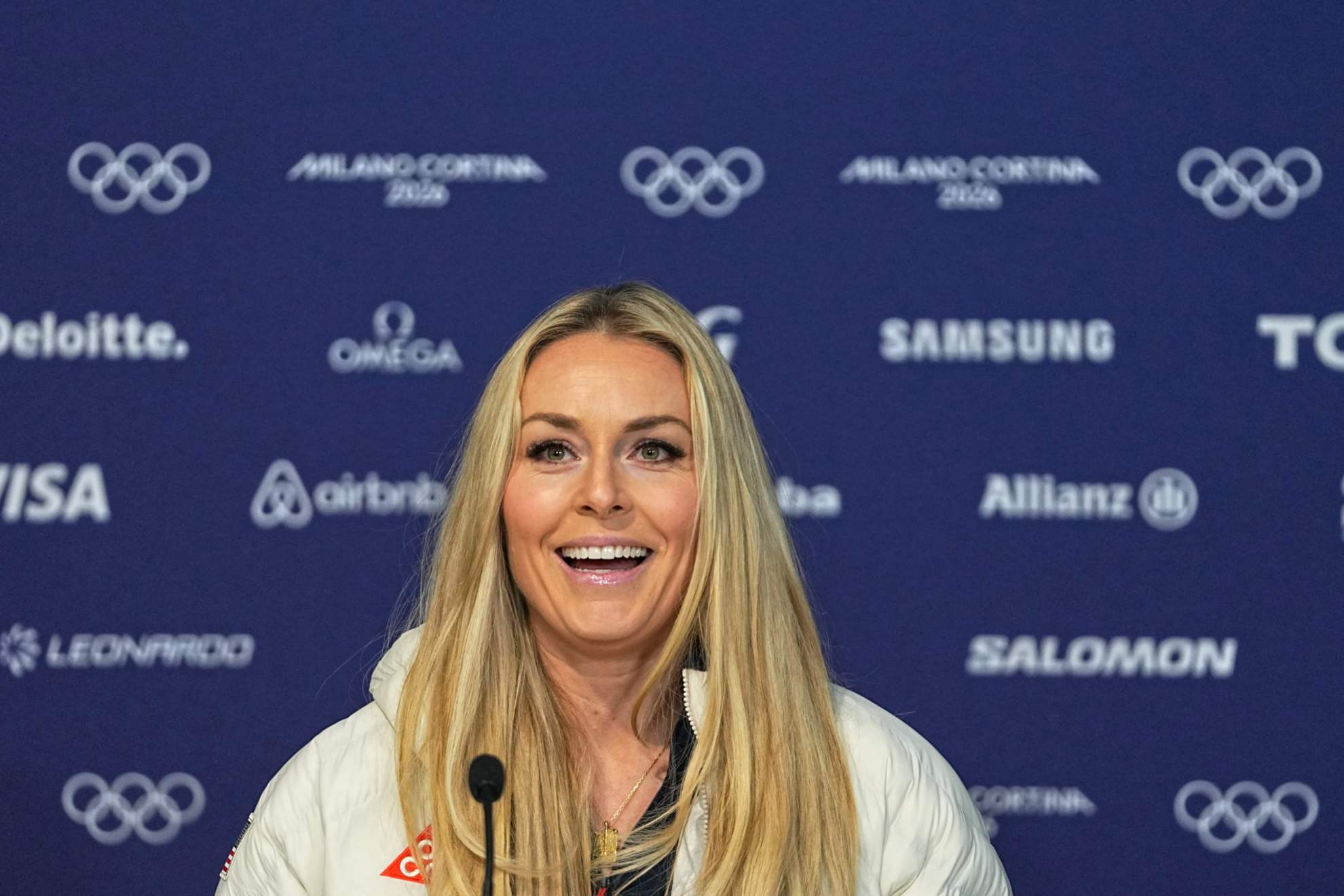 Expert warns of catastrophic damage as Vonn skis with torn ACL. Discover why the legend risks everything in Milan