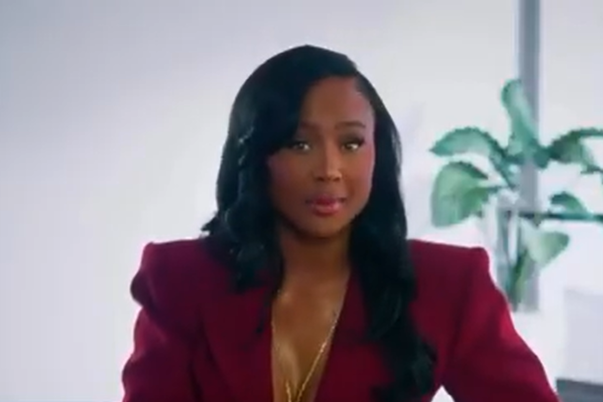 Kayla Nicole poked fun at Travis Kelce and Taylor Swift in the TV advert