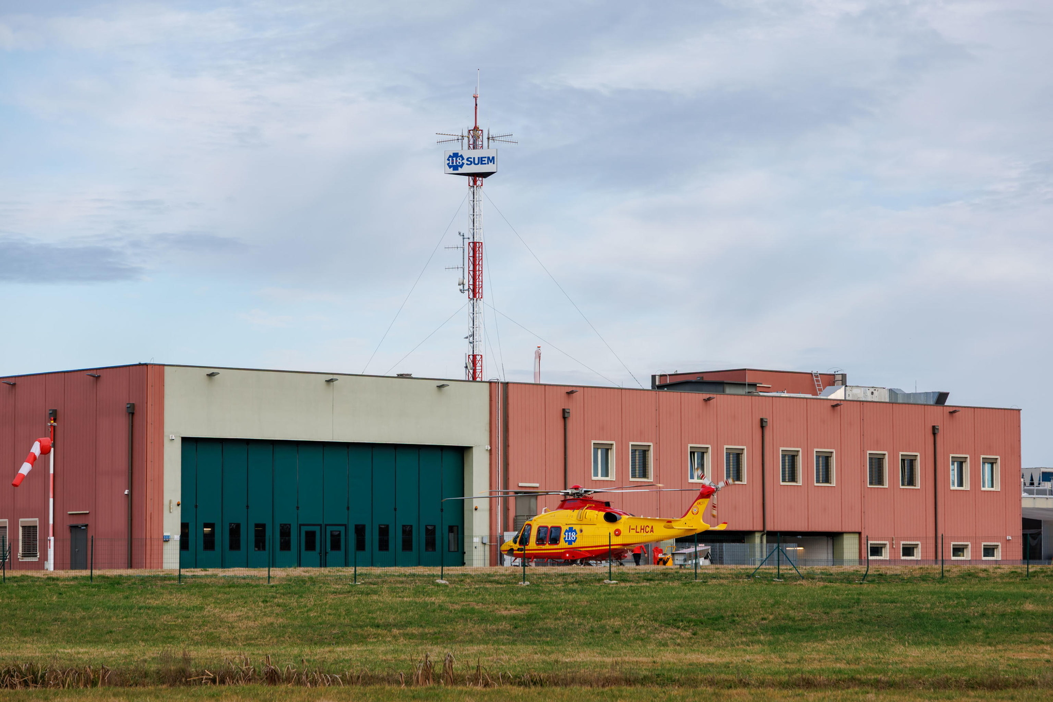 Lindsey Vonn underwent her second surgery on a broken leg at a local facility in Treviso, Italy