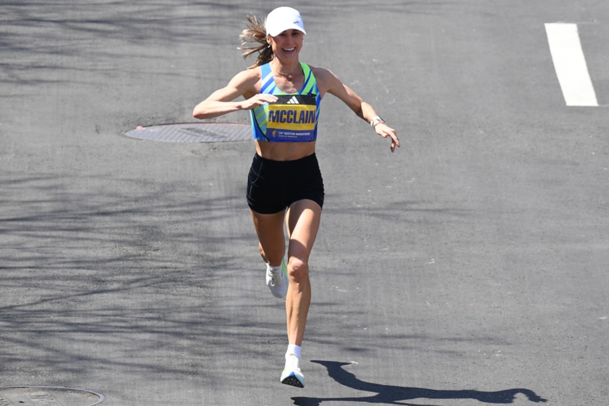Chaos in US half marathon as lead car goes wrong way and leaders miss out on podium