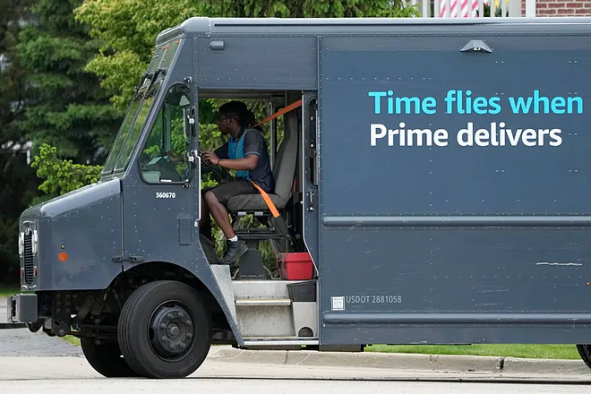 Amazon already offers 1-3 hour deliveries in more than 2,000 US cities: products and participating states