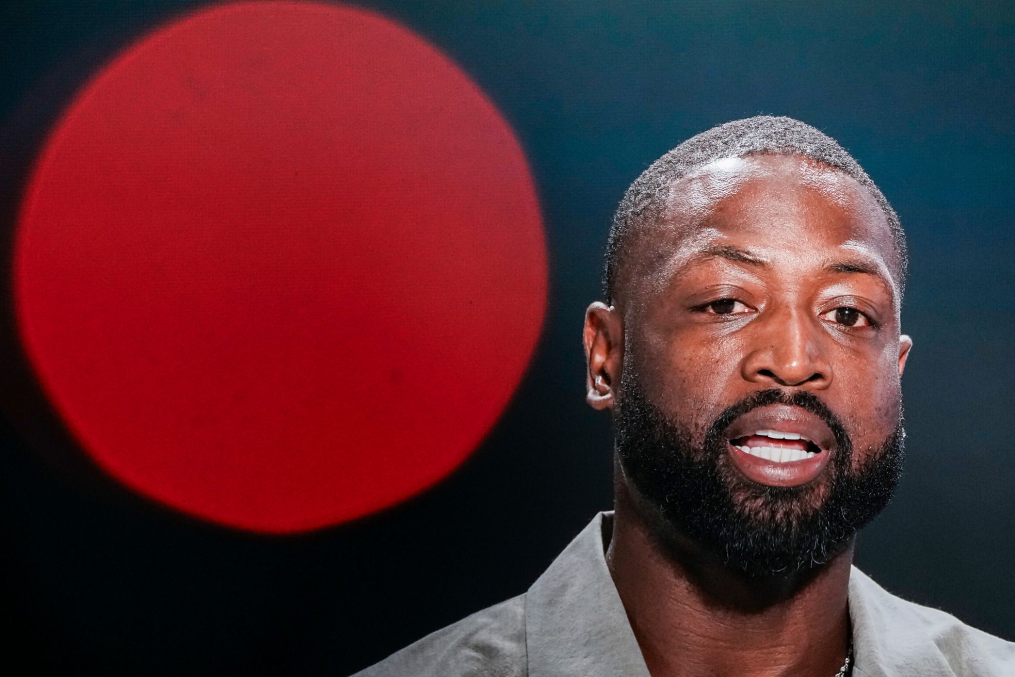 Dwyane Wade tells Jimmy Fallon he can't wait for LeBron James to retire
