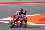 Bulega hace triplete en Portimao y sigue con su pleno