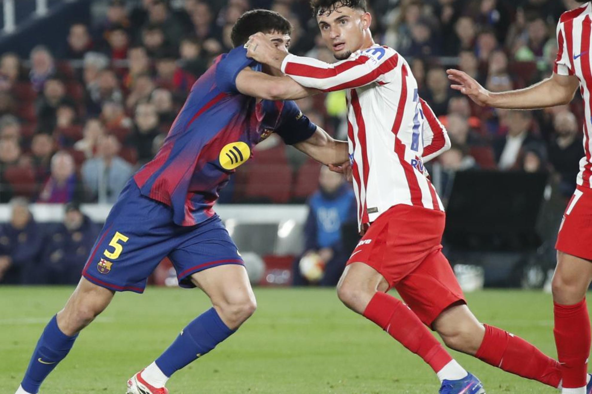 Pubill, ante el Bar�a.