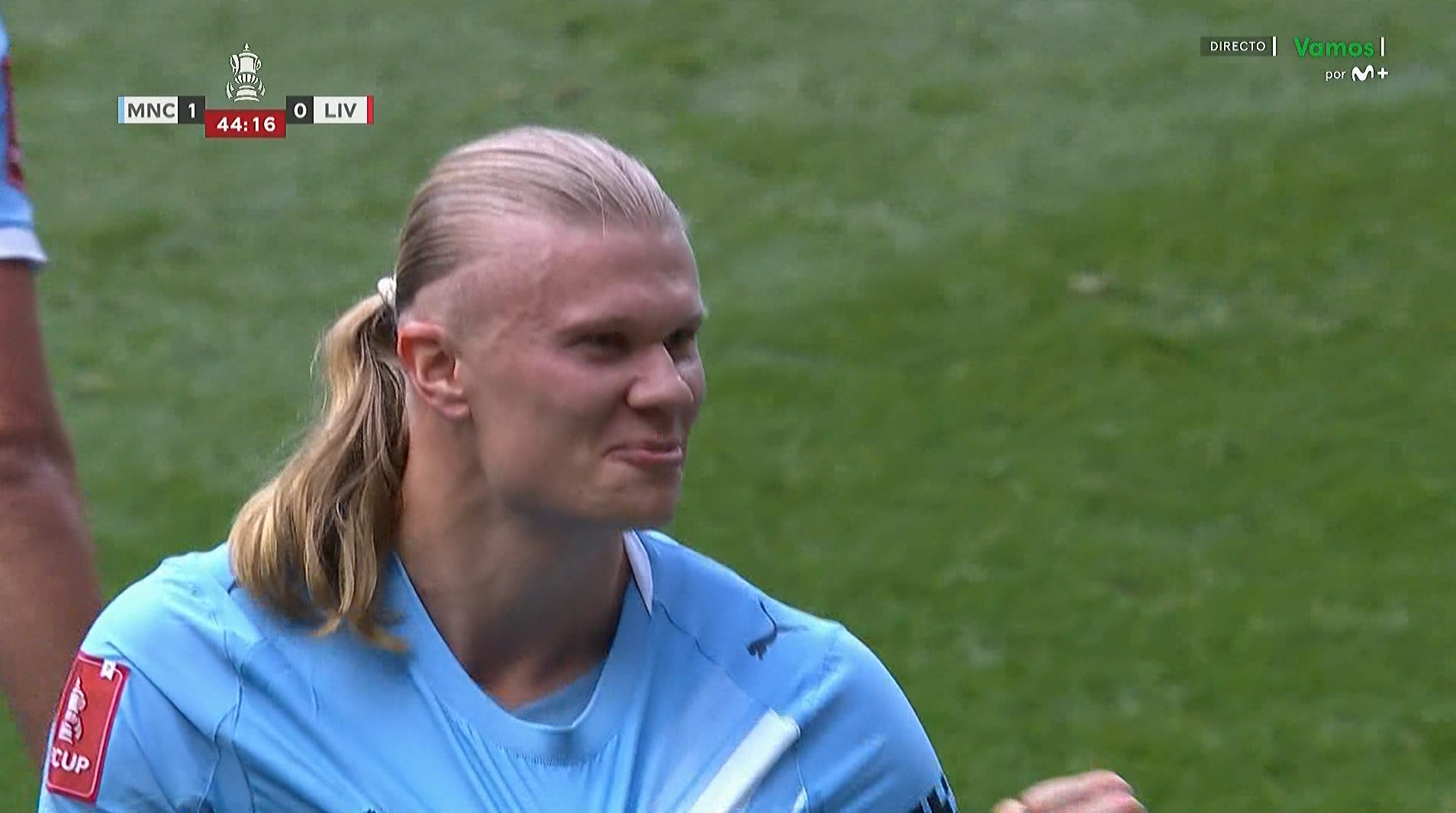 Haaland sonriente tras su gol 