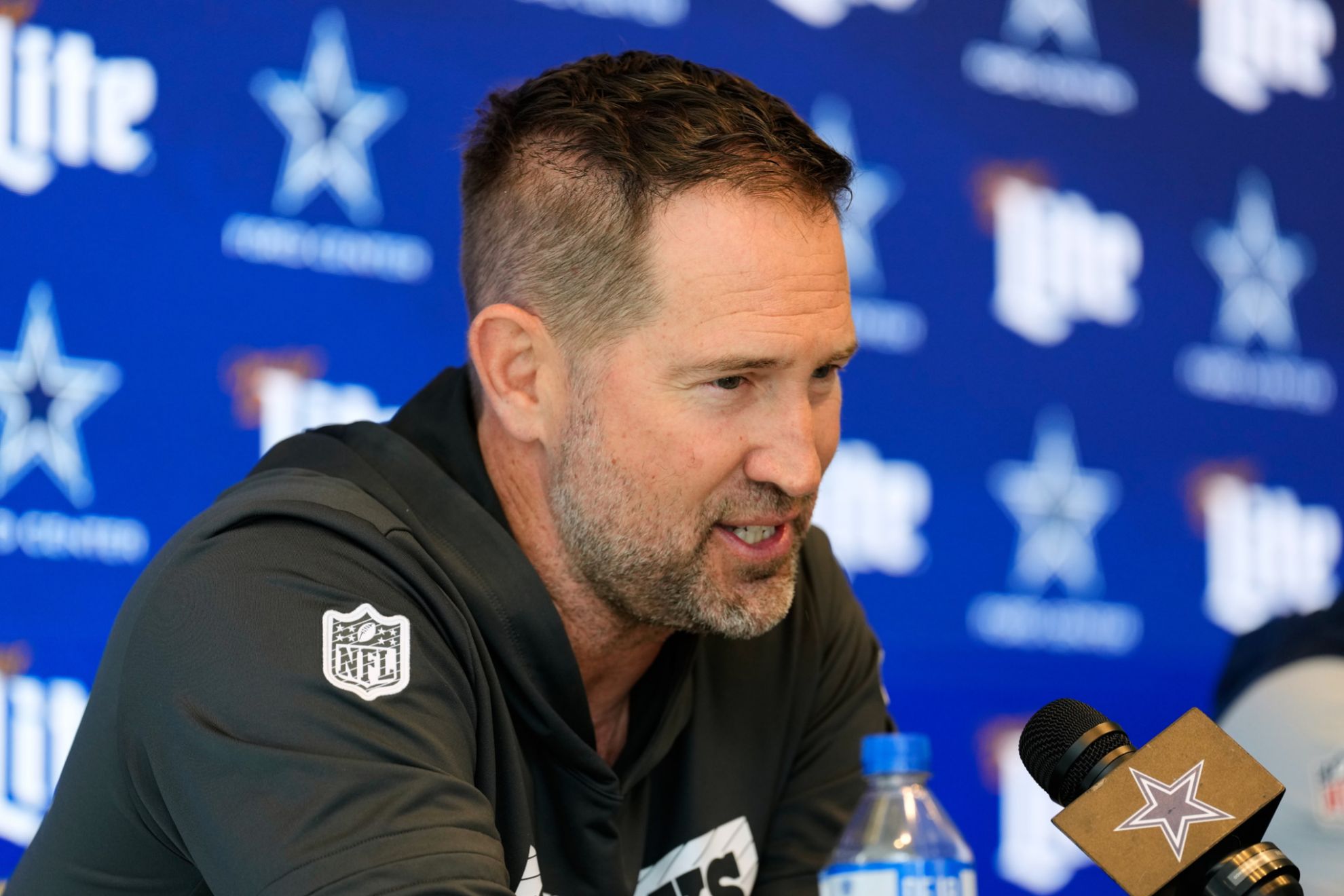 Brian Schottenheimer's wife responds angrily to fake news about the birth of twins