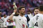 La surrealista historia del amuleto del Bayern: así fue el robo de la cacatúa de la suerte