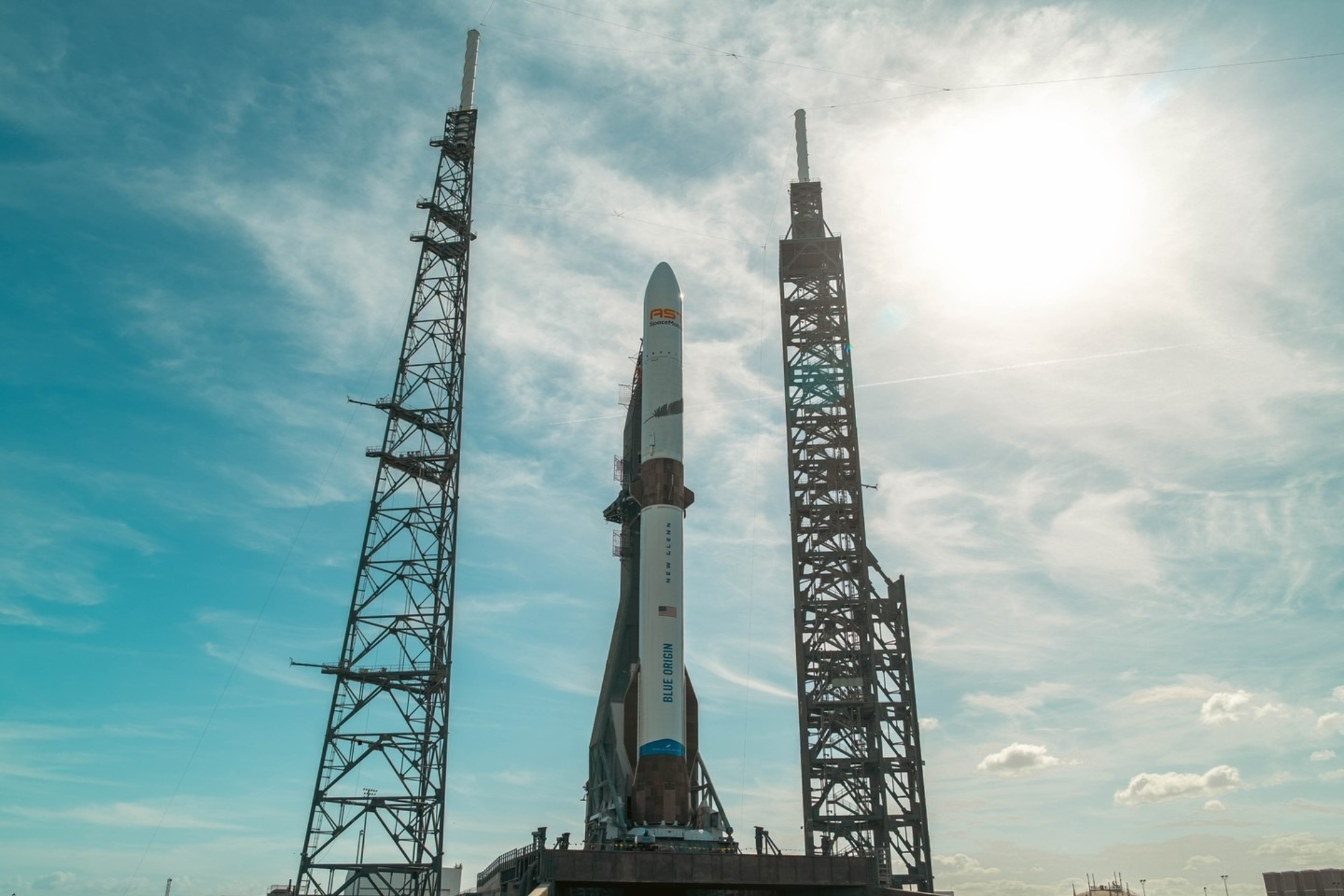 Qué es Blue Origin, la empresa espacial de Jeff Bezos cuyo cohete ha explotado en Florida