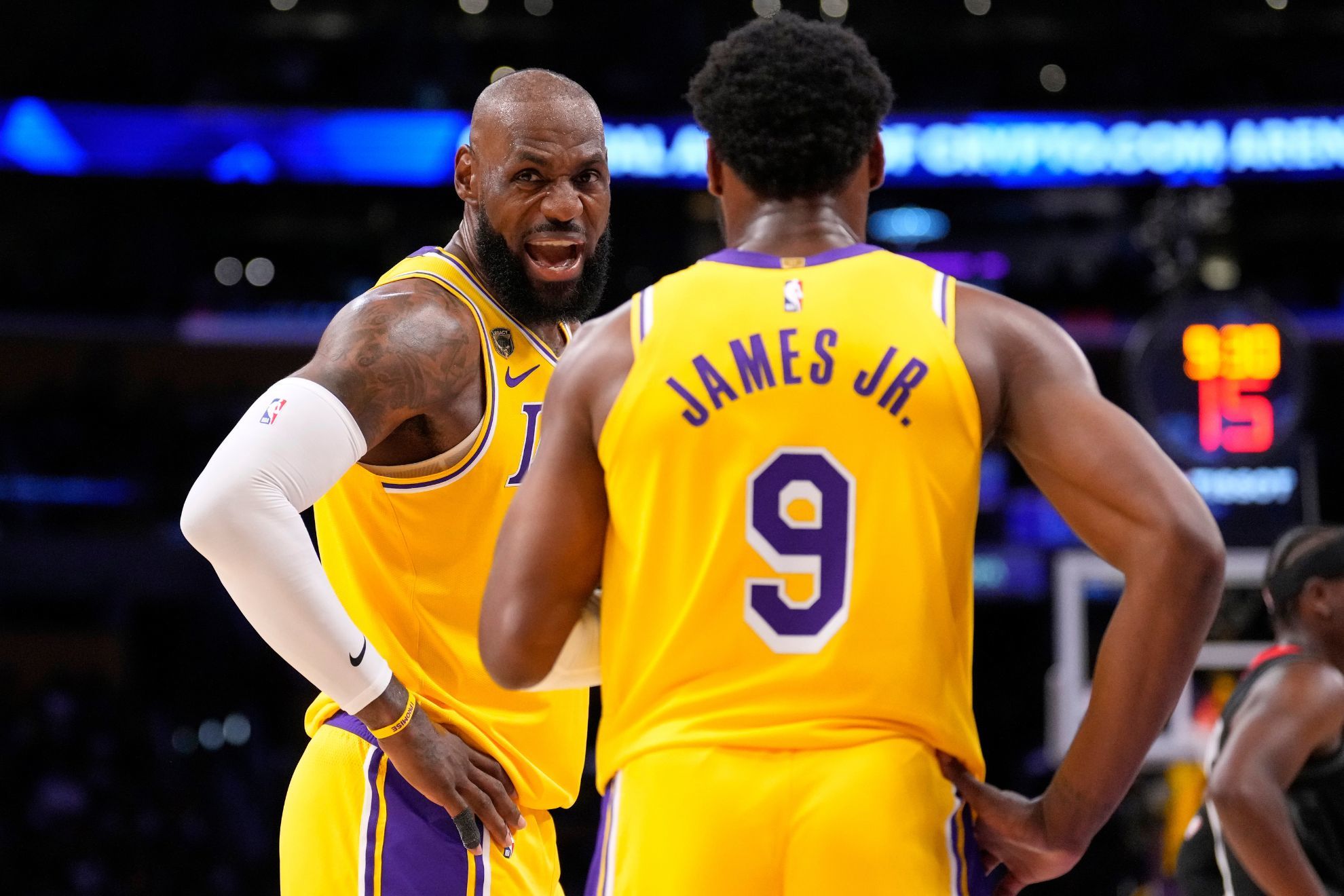 Lakers may have no choice now but to reunite with former player after Thunders playoff surge