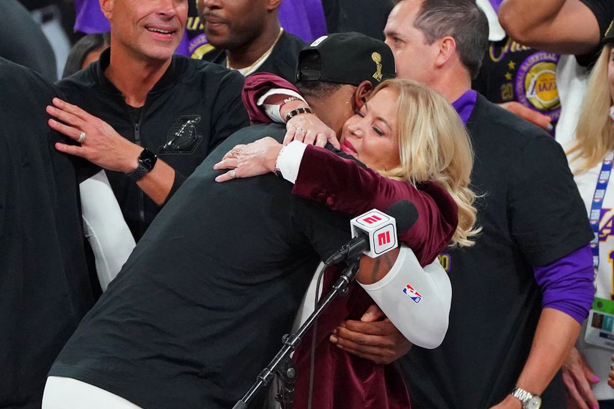 No farewell tour? Jeanie Buss hints that LeBron James might opt for a low-key retirement