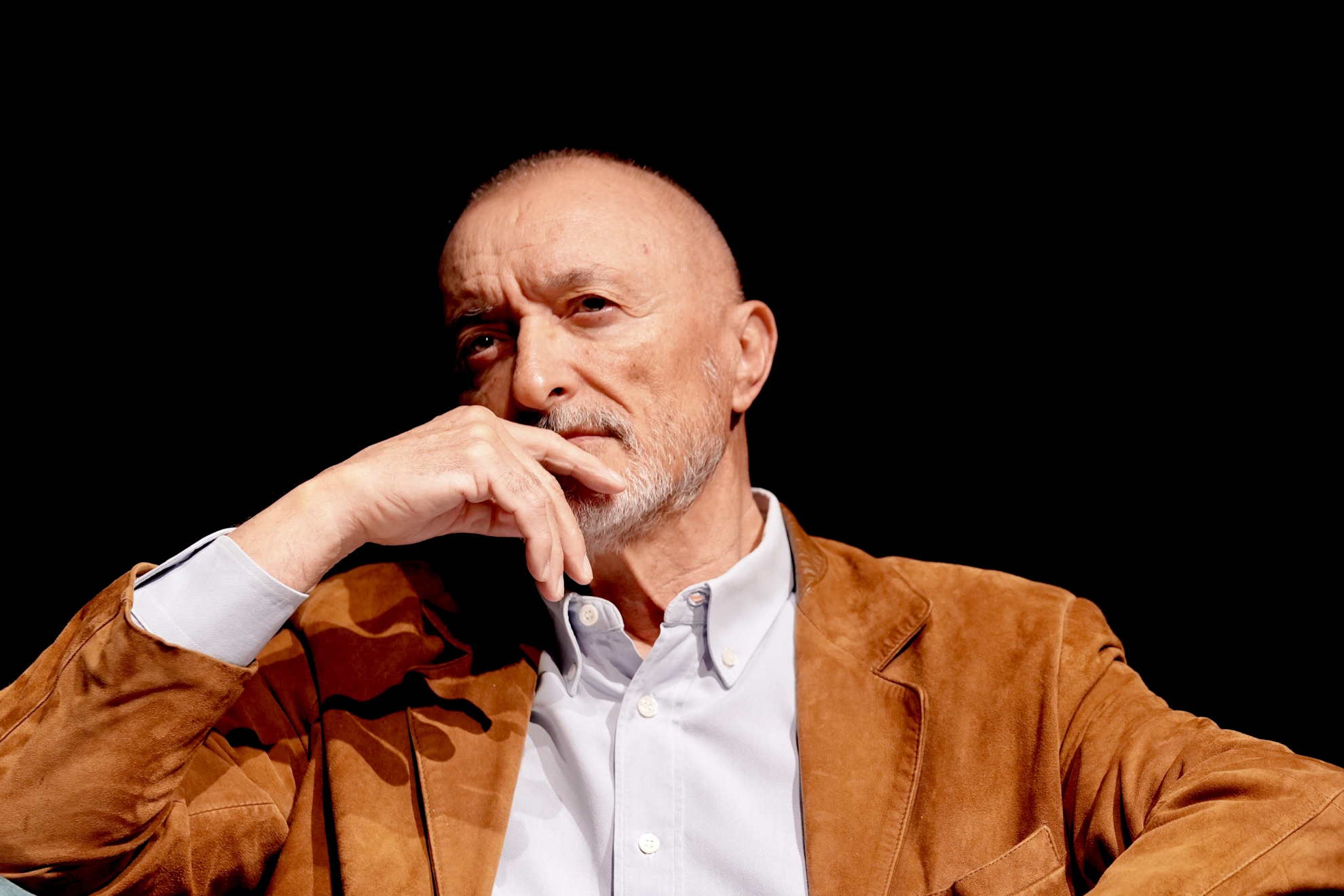 Arturo Pérez Reverte, escritor, critica el lenguaje inclusivo: "Me pregunto si aún mantienen esta estupidez"