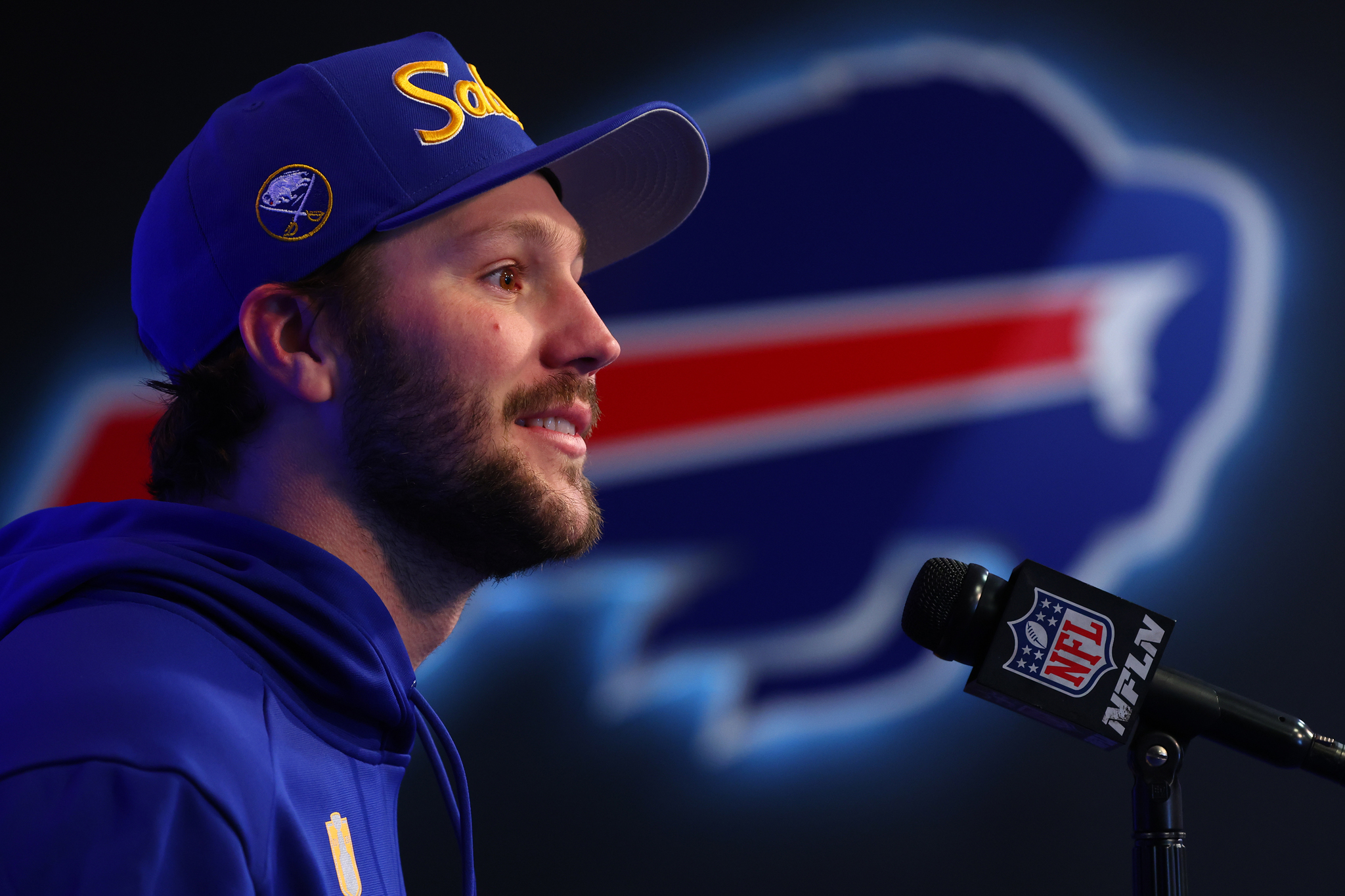 Josh Allen criticizes Bills for not letting him keep broken bone after surgery: 