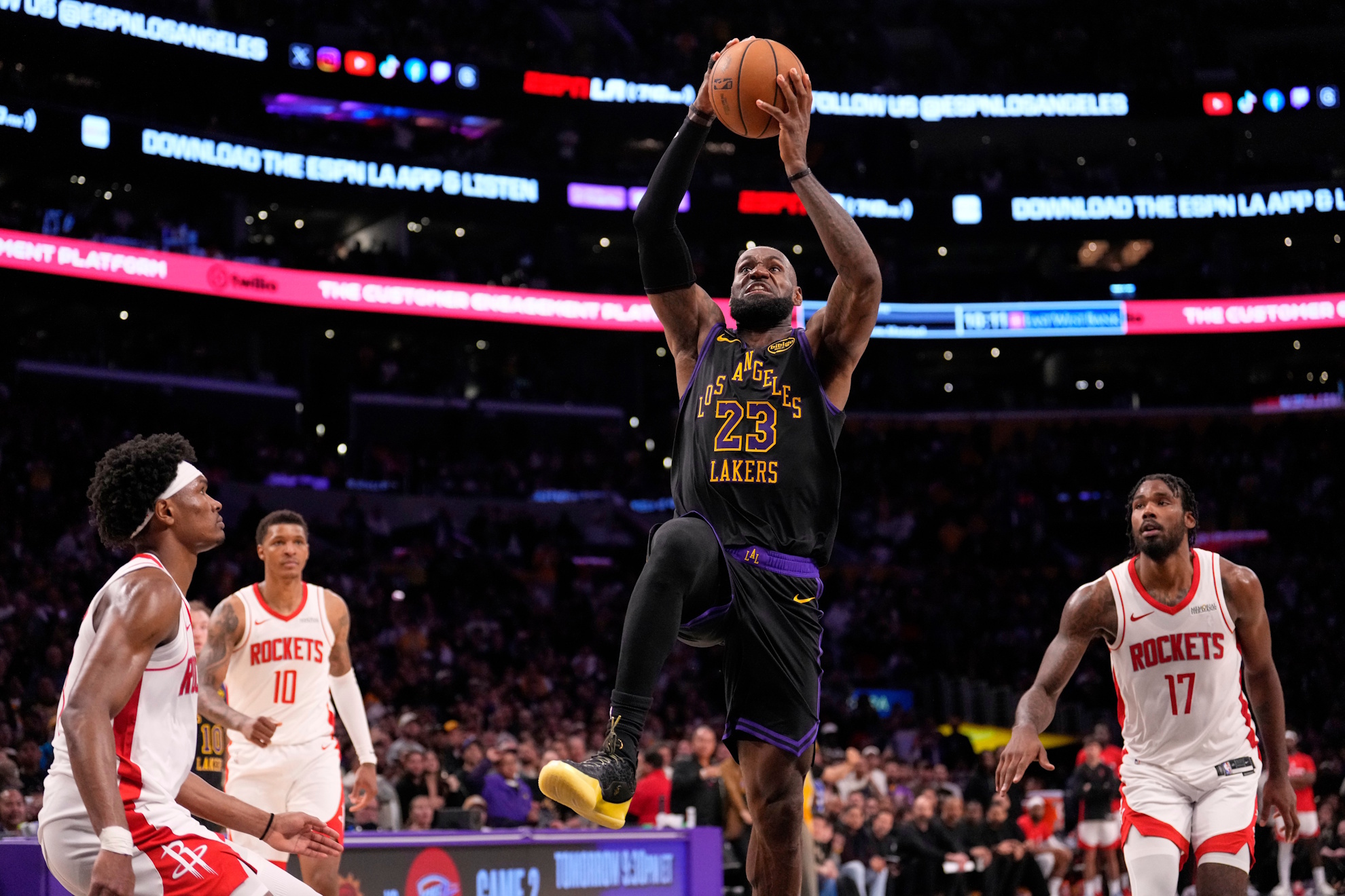 Age-defying LeBron James holds the line for Lakers as injured Luka Doncic looks on