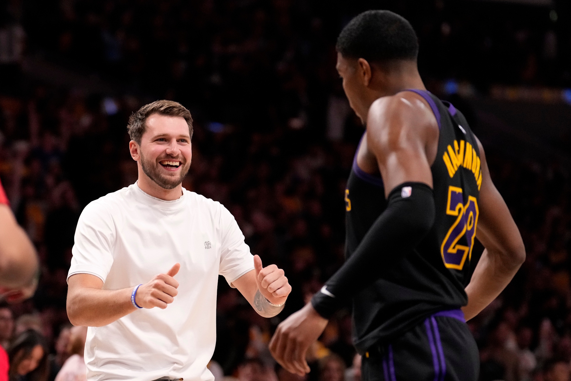 No Luka until Round 2? Lakers reportedly sticking to cautious timeline for Doncics return
