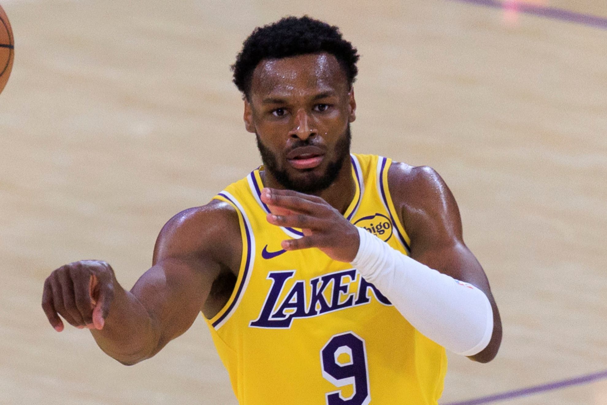 Bronny James gets randomly called out and challenged by 