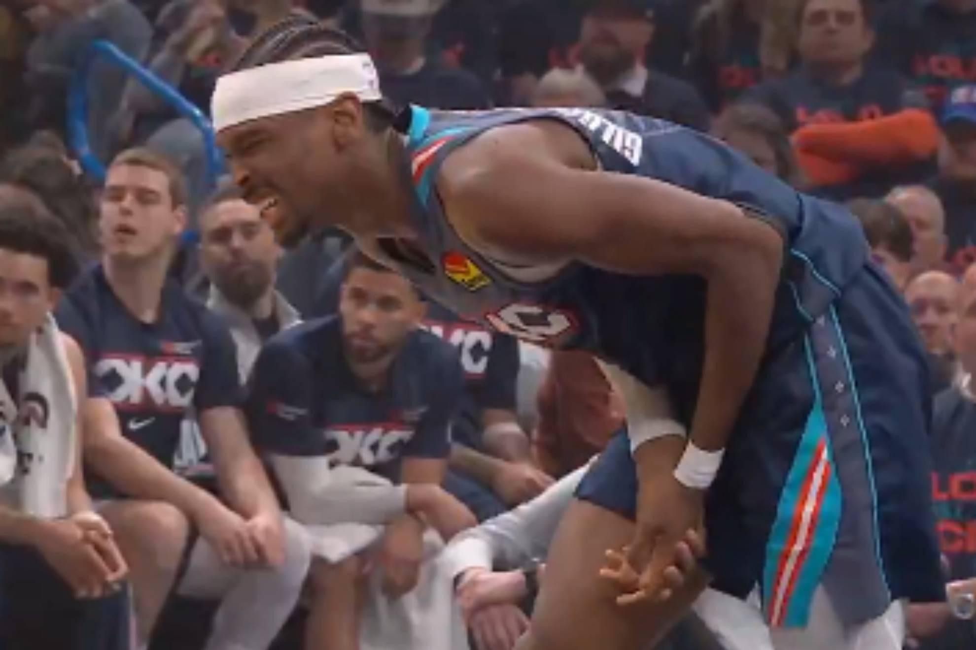 Shai casi se deja los dedos para meter 37 puntos y dejar a sus Thunder 2-0 ante los Suns