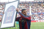 Dela entra en el club de los “cien” granota