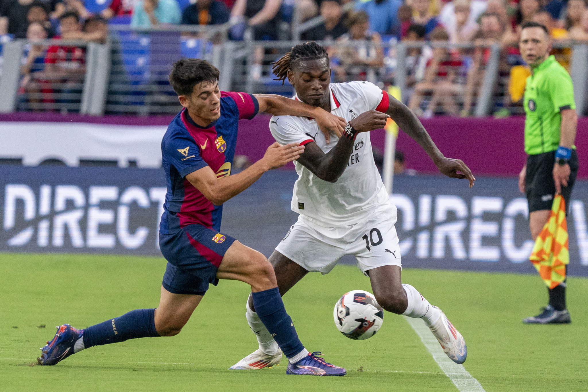 Rafael Leão emerges as a potential attacking target for Barcelona
