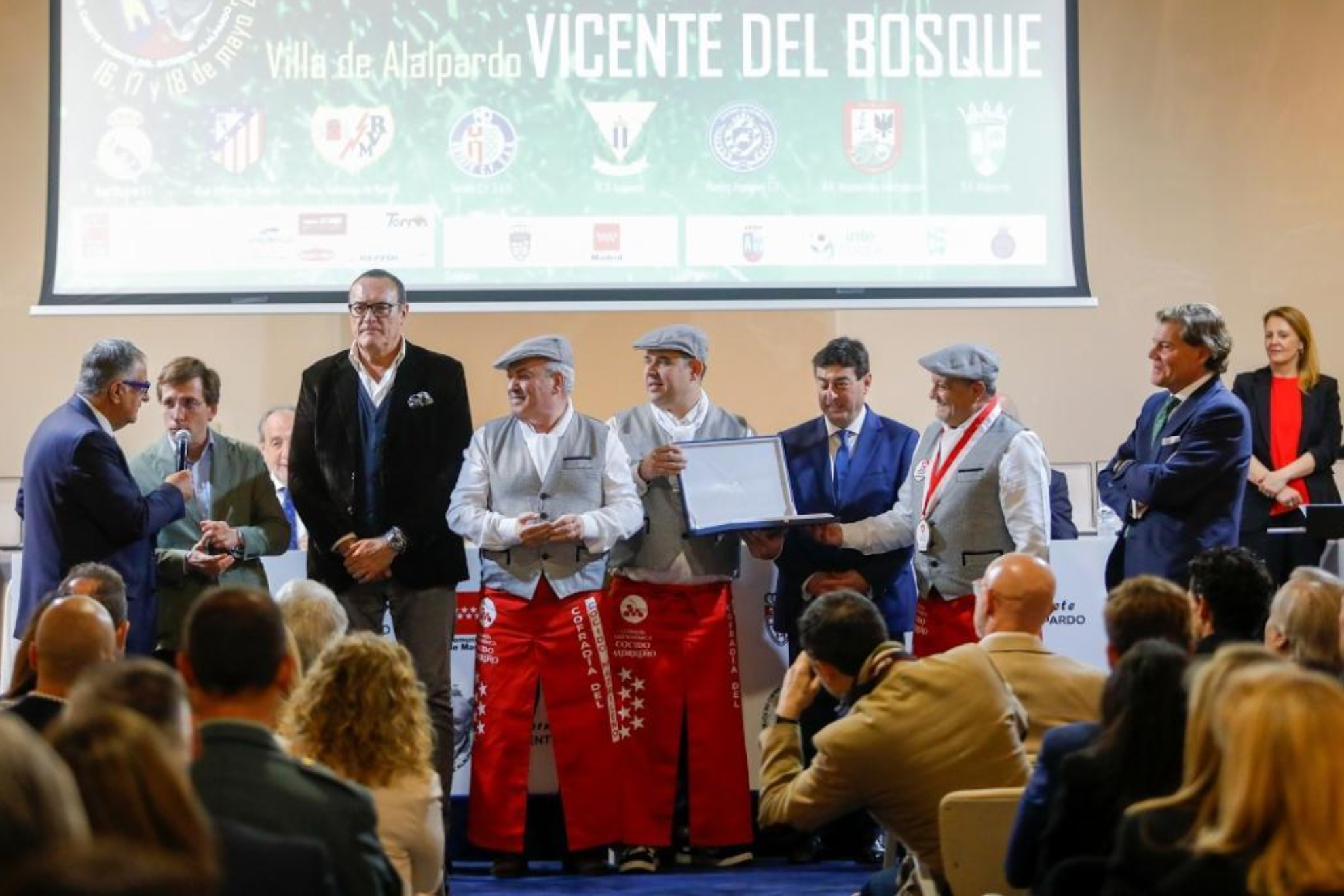 Presa, Ángel Torres y Radio MARCA premiados en Alalpardo en una emocionante gala