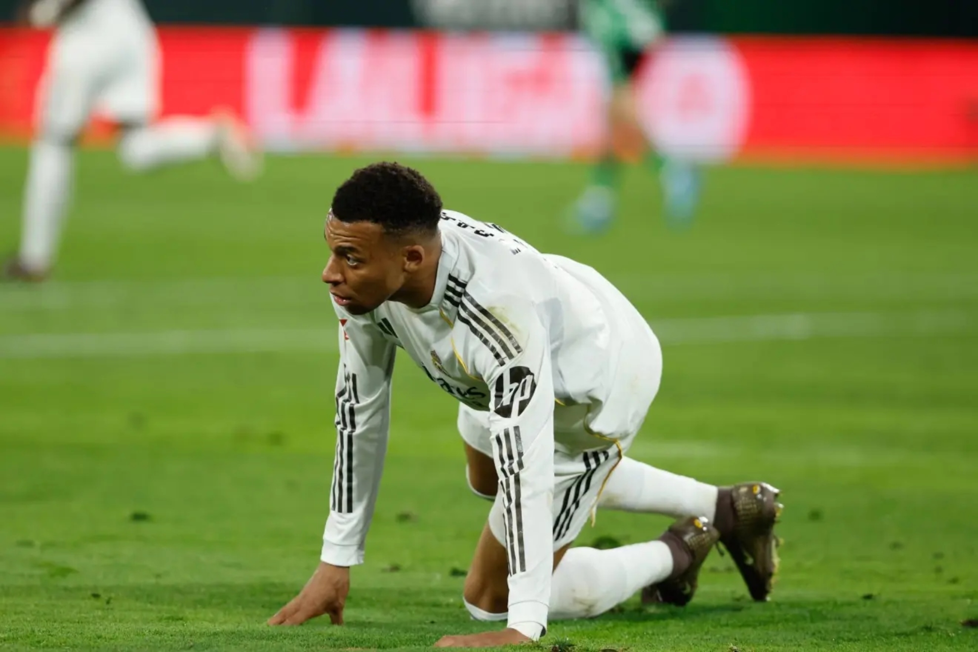 Real Madrid face deserved punishment: will they be champions or make a guard of honour in the Clasico against Barcelona?