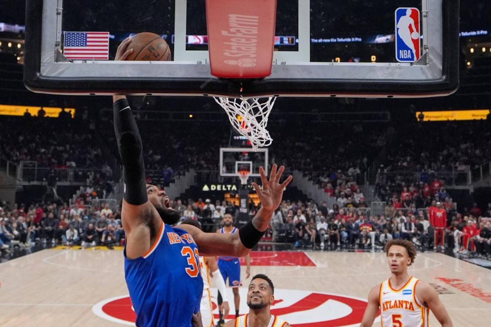 El primer triple-doble de Towns en los playoffs despeja las dudas y empata la serie entre Knicks y Hawks