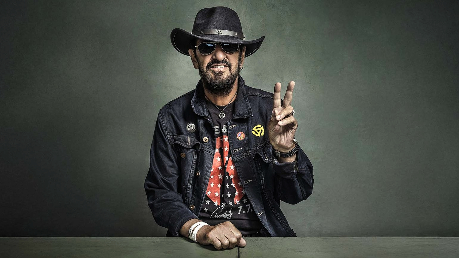 Ringo Starr repasa 85 años de vida, Beatles y memoria emocional: "John y George siguen muy presentes en mi vida"