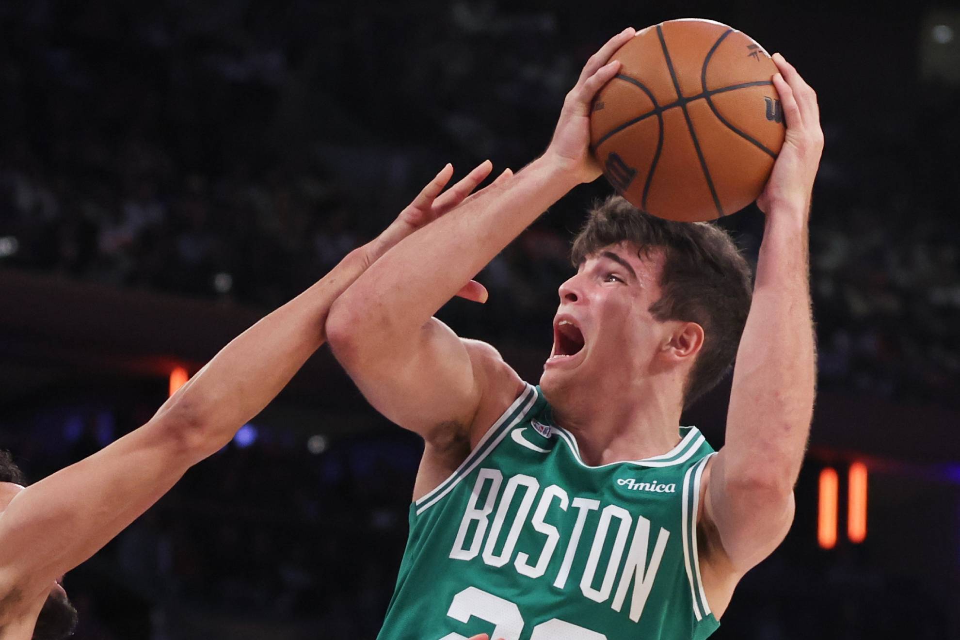 Hugo González vuelve a jugar en playoffs y recuerda por qué de niño "no podía ver mucho la NBA"