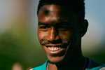 Regreso parcial de Junior Firpo en un entrenamiento sin Bartra