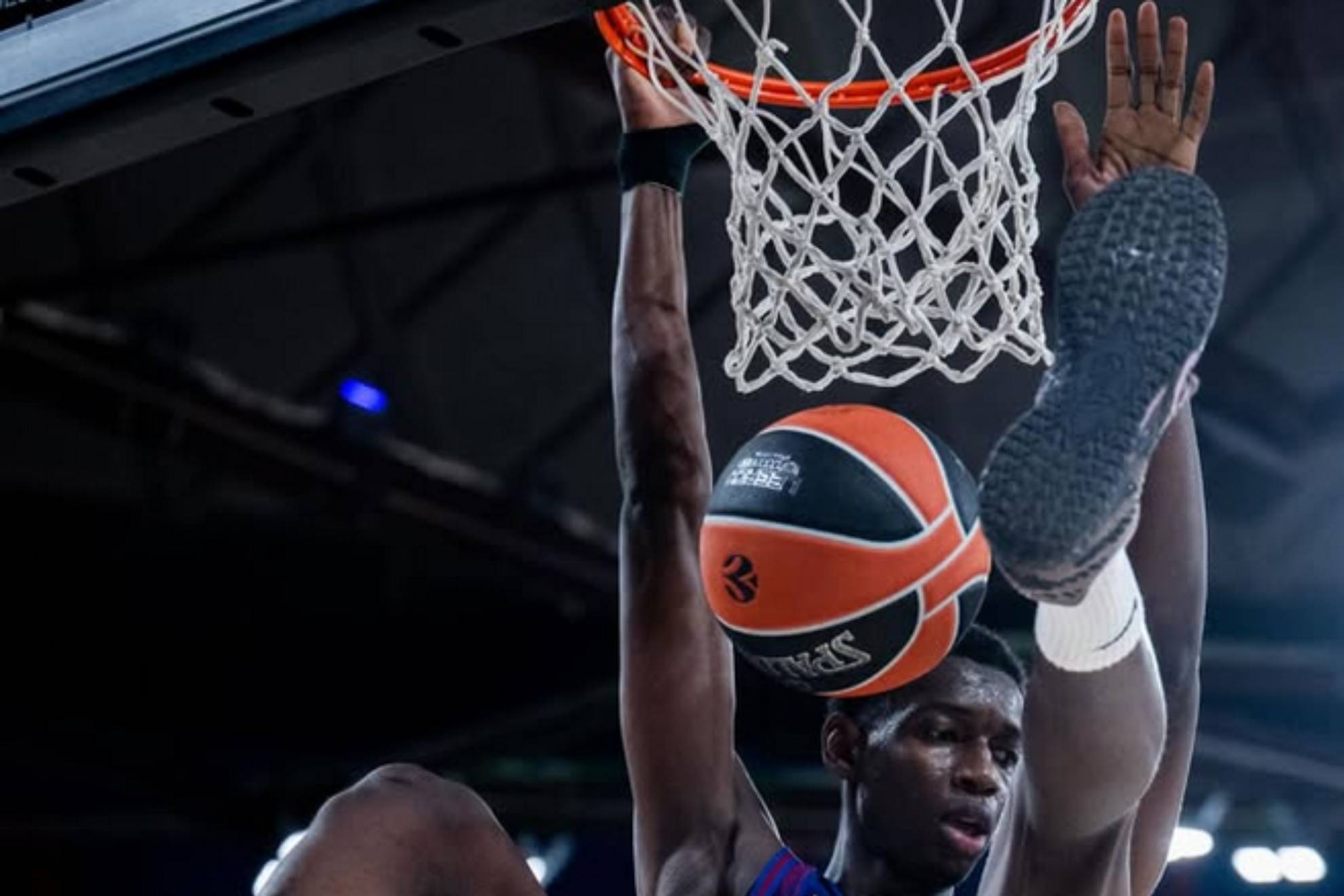 Sayon Keita planta al Barcelona para seguir la senda de Michael Jordan en la NCAA: jugará en North Carolina