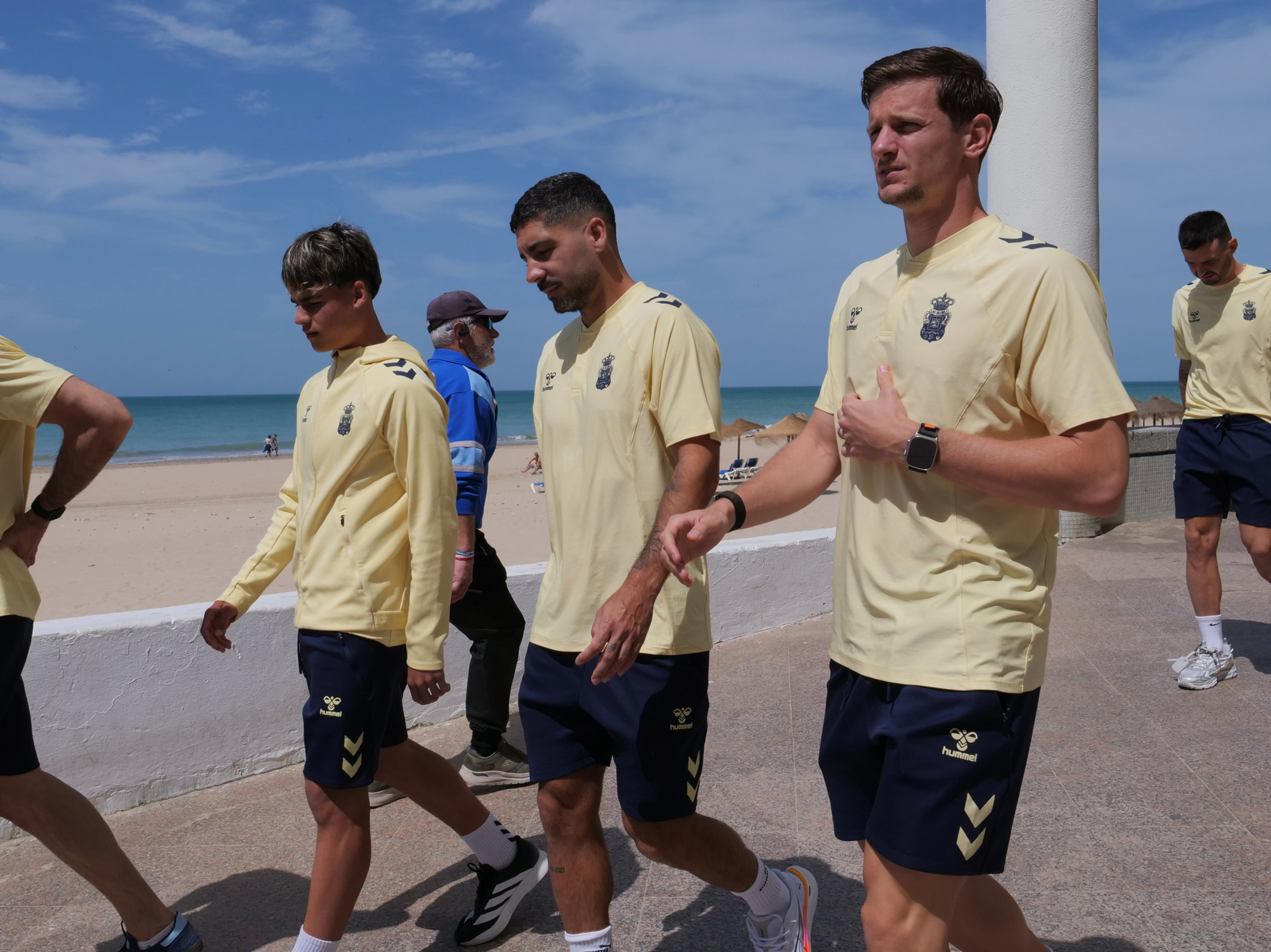 Rafa Cruz ya es uno más de la primera plantilla de Las Palmas