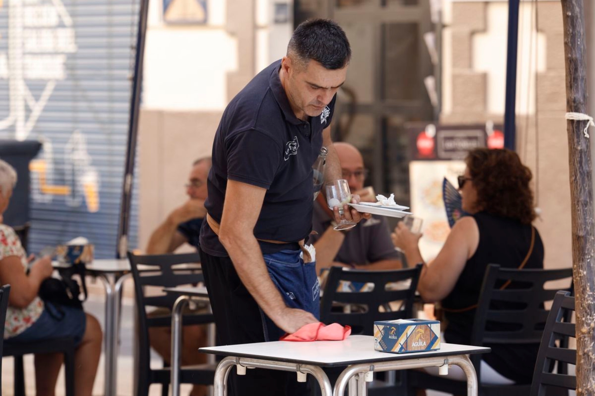 Eduardo Alemán, hostelero, confiesa cuál es el error que no perdona nunca a sus empleados: "Parece mentira pero pocos camareros lo hacen"