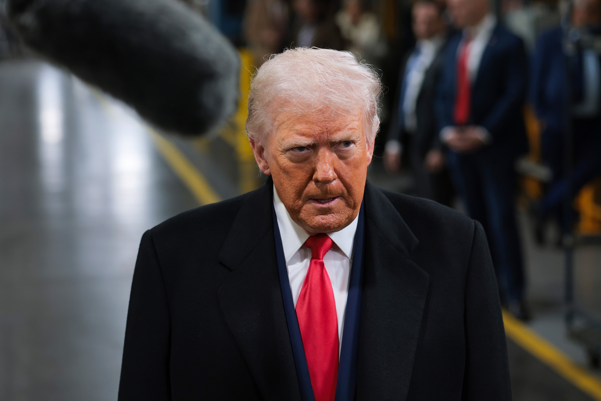 Donald Trump amenaza con retirar las tropas de España: "Ha sido absolutamente horrible"
