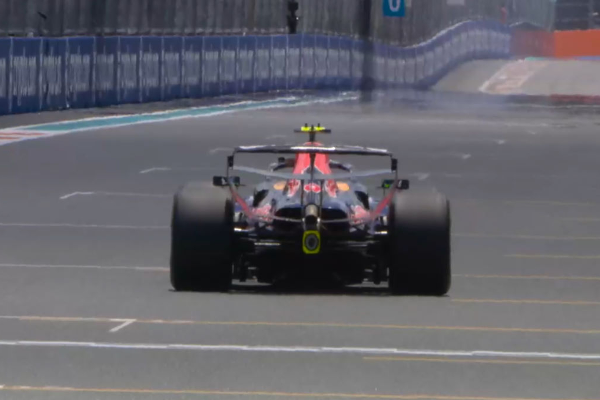 Red Bull copia el alerón más loco a Ferrari