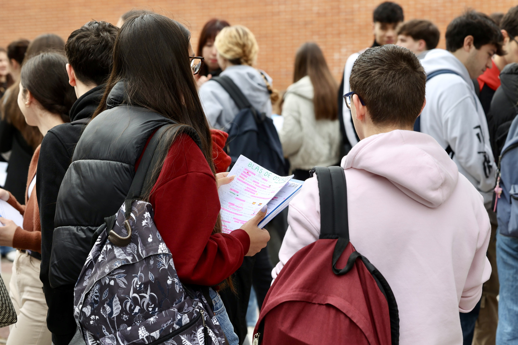 José Mencía, profesor, explica el error que suelen cometer los adultos al tratar con un niño con altas capacidades: "Cerebro de Ferrari, madurez de un 600"