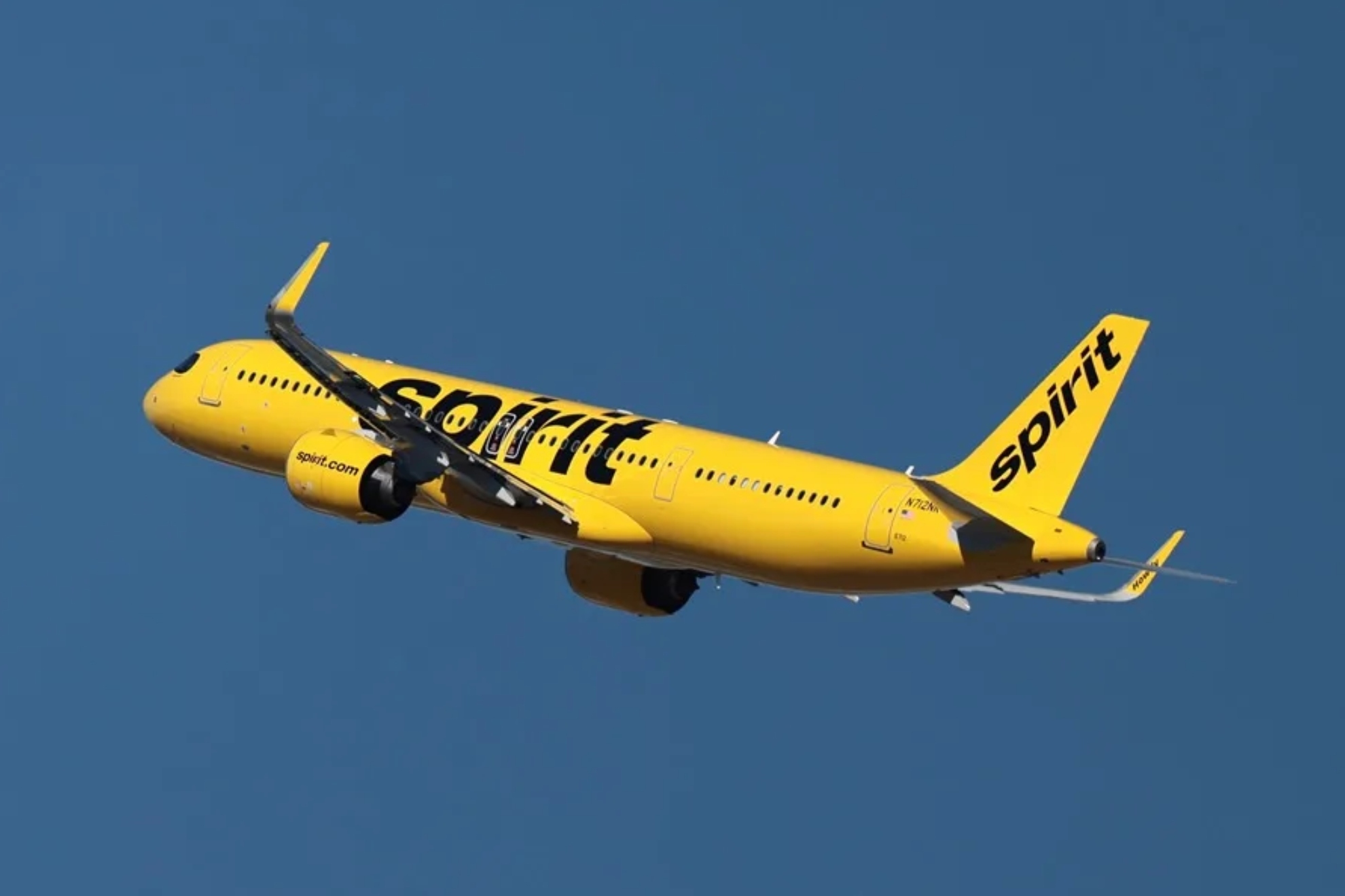 Spirit Airlines cesa todas sus operaciones de manera definitiva y con “efecto inmediato”