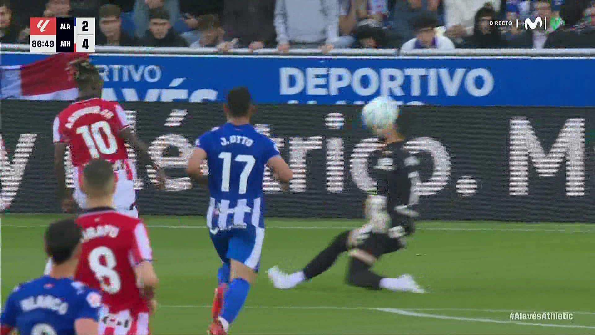 El Alavés cae ante el Athletic y se asoma al descenso en un Mendizorroza sin billetes — image 6