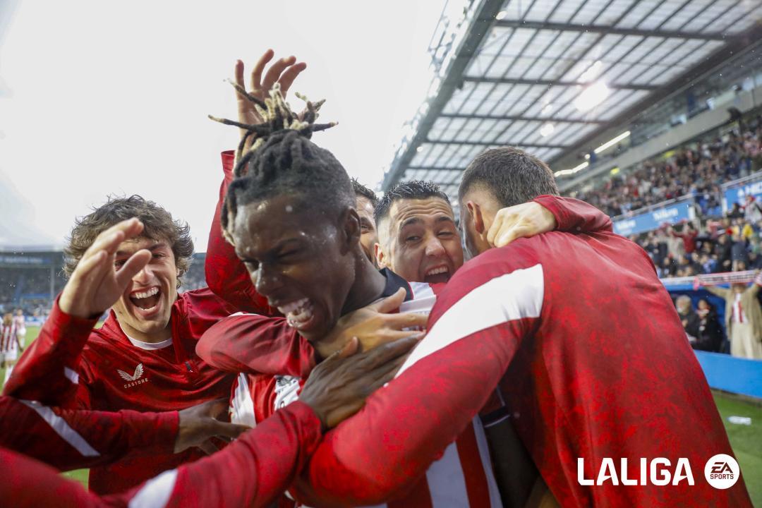 El Alavés cae ante el Athletic y se asoma al descenso en un Mendizorroza sin billetes — image 5