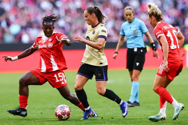 Alexia Putellas guía al Barcelona hacia la final de Oslo con un doblete ante el Bayern — image 2